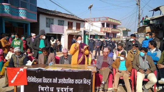 सरकारले गरेको गल्तीबारे जनतालाई जानकारी दिन आन्दोलन : मन्त्री भट्ट
