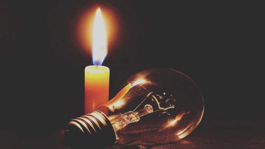 बैतडीमा तीन दिनदेखि विद्युत् सेवा अवरुद्ध