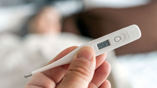 डोटीमा हिमपातपछि रुघाखोकीका बिरामी बढे