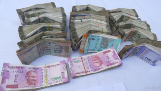 भारतीय रुपैयाँ एसियामै सबैभन्दा खराब अवस्थामा