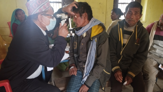 कैलालीमा आँखा शिविरबाट दुई हजार बढी लाभान्वित