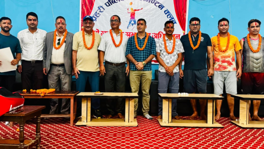 प्रहरी पब्लिक ब्याडमिण्टन क्लबकाे अध्यक्षमा पुनः जाेशी निर्वाचित