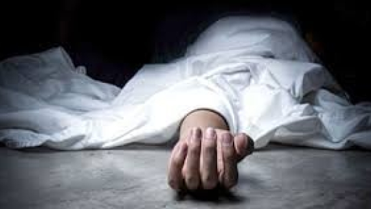 बाजुरामा घरको भर्‍याङबाट लडेर एक जनाको मृत्यु