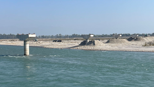 कर्णाली नदीको सनकट्टीघाटमा पुल निर्माण ६६ प्रतिशत पूरा, वर्षायामअघि नै सम्पन्न गर्ने लक्ष्य 