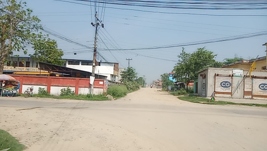 धनगढीमा क्षेत्रीय सहरी विकास आयोजना अन्तरगतको १० किलोमिटर सडक निर्माणको काम ठप्प