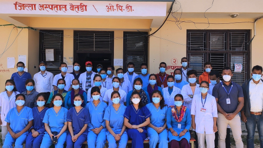जिल्ला अस्पताल बैतडीको ‘गाउँ–घरमा चिकित्सक’ कार्यक्रम 