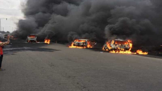 नाइजेरियामा इन्धन ट्यांकर विस्फोटमा १ सय ४० भन्दा बढीको मृत्यु