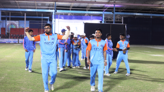 लखनउमा एसपीएको फराकिलो जित, सौर्यको अर्धशतक