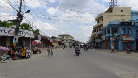धनगढीको मुख्य बजारमा व्यवसाय गर्दै आएका व्यापारीलाई कोरोना पुष्टि