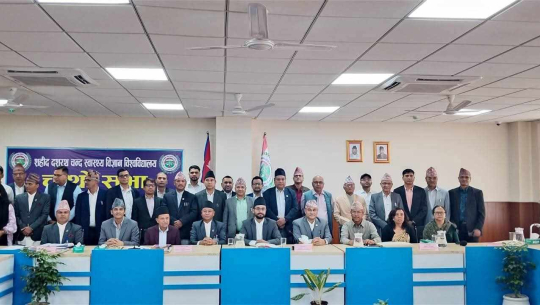  शहीद दशरथ चन्द स्वास्थ्य विज्ञान विश्वविद्यालयमा आगामी शैक्षिक शत्रदेखि पढाई हुन्छ: शिक्षामन्त्री पोखरेल