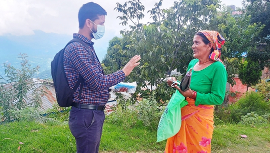 डडेल्धुरामा कोरोना संक्रमण नियन्त्रण गर्न मास्क अभियान