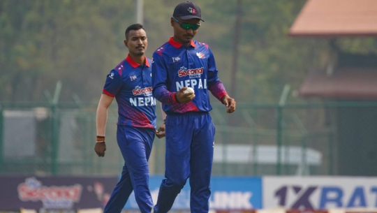 पाकिस्तानविरुद्ध नेपालले लियो दोस्रो विकेट