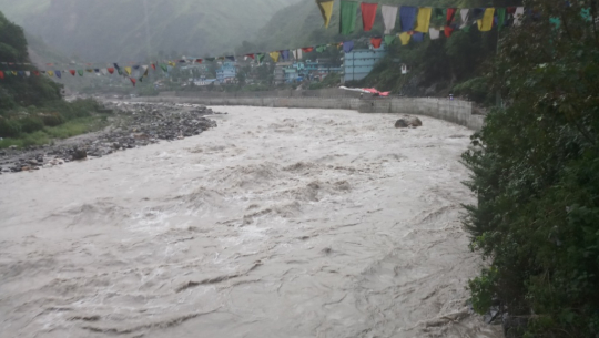 महाकालीमा नदीको सतह बढ्यो