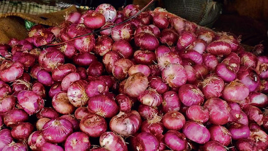 डडेल्धुरामा प्याजको मुल्य प्रतिकिलो दुई सय