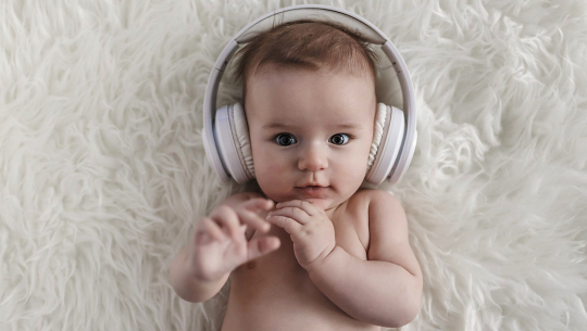 यसकारण बच्चाहरुलाई संगीत मन पर्छ!