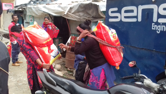 उत्पादन घटेपछि जग्गा बाझो राखेर खाद्यान्न खरिद गर्दै डडेल्धुराका किसान