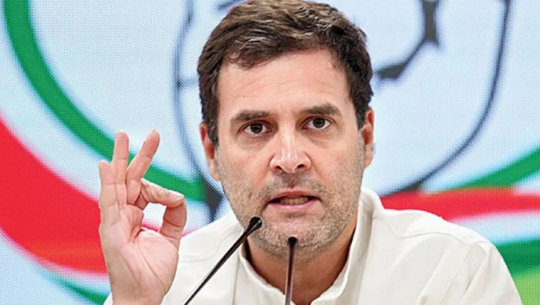 मोदीले भारतलाई बोल्न नपाउने देश बनाएको गान्धीको आरोप