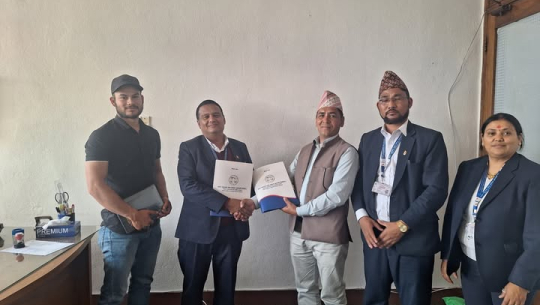 सुर्नया गाउँपालिका र खाद्य व्यवस्था तथा व्यापार कम्पनीबीच सम्झौता