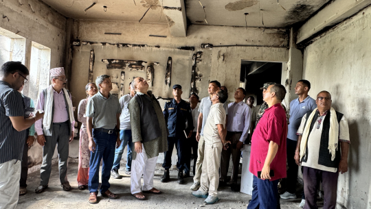 मुख्यमन्त्री शाह ‘जेनजी’ प्रदर्शनका क्रममा क्षति भएका नगरपालिका भवनको अवलोकनमा
