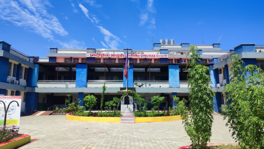 आयुर्वेद चिकित्सालयः नागरिकको भरोसा बढ्यो, सरकारको ध्यान बढेन