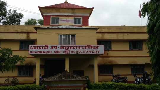 प्रदेशको अस्थायी राजधानी धनगढीकै स्थानीय आधारभुत स्वास्थ्य सेवाबाट वञ्चित