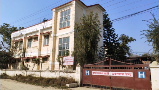 सेती अस्पतालमा सेवा सुधार गर्न जग्गा अभाव, आपूर्तिलाई ठाउँ खाली गराउन पत्राचार