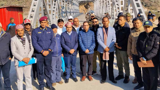 दार्चुलास्थित महाकाली नदीमाथि मोटरेबल पुल सञ्चालनमा ढिलाइ 