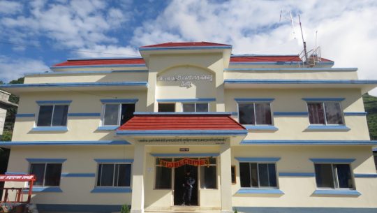 बझाङमा चकलेट किनिदिने भन्दै ५ वर्षीया बालिकामाथि बलात्कार, आरोपित फरार