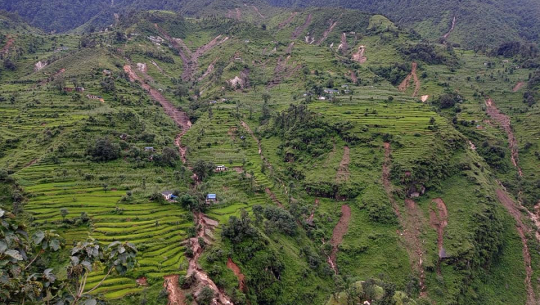दार्चुलाको दुहुँमा बाढीपहिरोः अन्धकारमय गाउँमा खाद्यान्न संकट