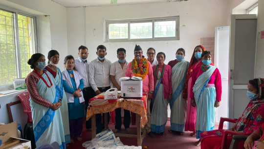 डोटीमा स्वास्थ्य सामग्री वितरण