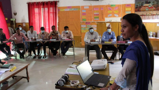 डोटी र बाजुरका शिक्षकलाई विपद् जोखिम न्यूनीकरण तालिम