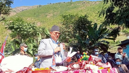 सुदूरपश्चिमका ३ जिल्लालाई संकटग्रस्त घोषणाका लागि पहल गर्छु: गृहमन्त्री खाँण