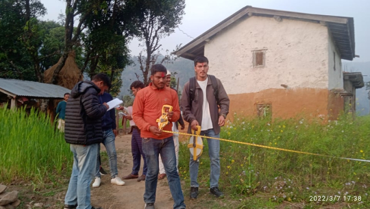 डडेल्धुराको आलिताल गाउँपालिकामा भुमिहिन सुकुम्बासीको जग्गा नाप नक्सा शुरु