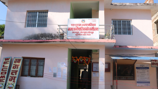 डडेल्धुरामा शिक्षकको परीक्षाका लागि विद्यालय बन्द