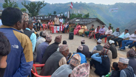 बैतडीमा चुनावी प्रचारप्रसारमा शिक्षक