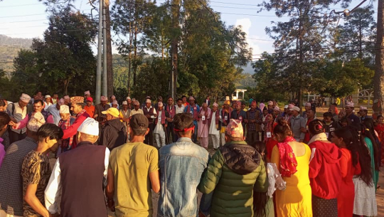 बैतडीको उदयदेव मन्दिर परिसरमा देउडा प्रतियोगिता