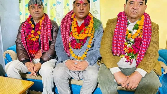 बैतडीमा एमालेका उम्मेदवारले दर्ता गराए उम्मेदवारी 