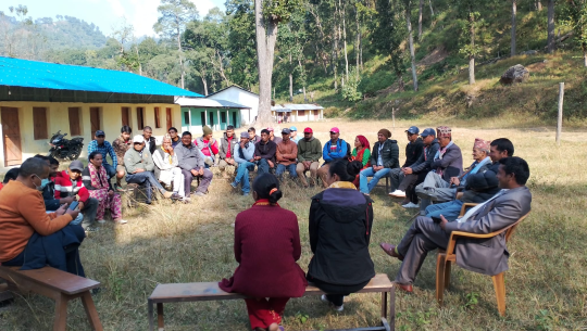 सर्वदलीय बैठक गर्दै कर्मचारी