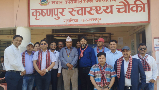 स्वास्थ्य सेवा विभाग व्यवस्थापनको टोलीद्वारा कृष्णपुर स्वास्थ्य चौकीको निरीक्षण