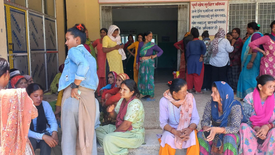 मालाखेती अस्पताल अत्तरिया सुत्केरी महिलाको मृत्यु, स्थानीय आक्रोशित