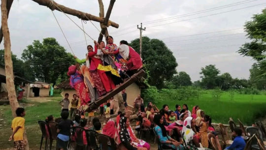 आज राना थारु महिलाको तीज, धनगढीमा स्थानीय सार्वजनिक बिदा