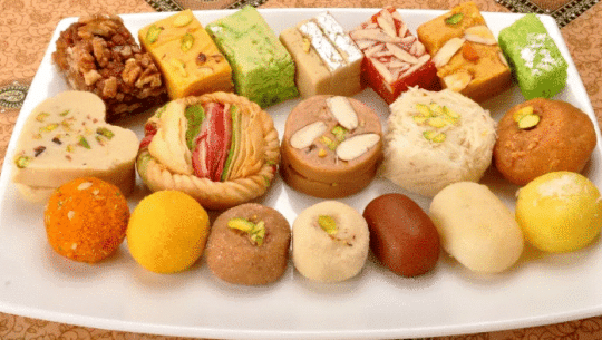 धनगढीका अधिकांश मिठाई पसलबाटै अखाद्य वस्तुको खुलेआम विक्रीवितरण