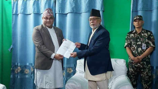 सुदूरपश्चिमका मुख्यमन्त्री कमलबहादुर शाहले दिए पदबाट राजीनामा