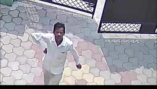 धनगढीको एक घरमा दिउँसै चोरी