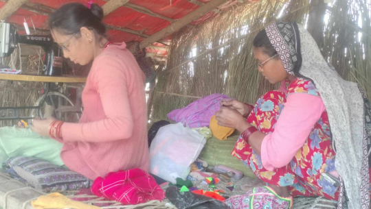 ‘वर्षमा दश जोर लुगा सिलाएर बिक्री गर्दा घरखर्च राम्रैसँग चलेको छ’