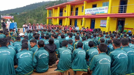 कुशेऔंसीको अवसरमा बैतडीमा एक विद्यालयले गर्‍यो जेष्ठ नागरिकलाई सम्मान