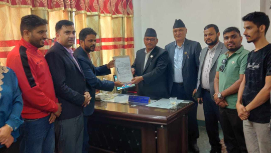 सहिद दशरथ चन्द विज्ञान विश्वविद्यालय सञ्चालनको विद्येयक अघि बढाउन ज्ञापनपत्र