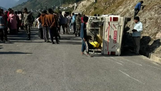 Passenger jeep accident in Bajhang leaves four injured