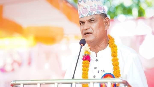 धनगढी–४ का अध्यक्ष बुद्धि खड्कासहित जनप्रतिनिधिले पोखरा भ्रमणमा उडाए वडाको पाँच लाख बजेट 