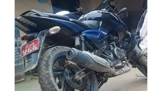 कैलालीमा एक मोटरसाइकल चोरी 